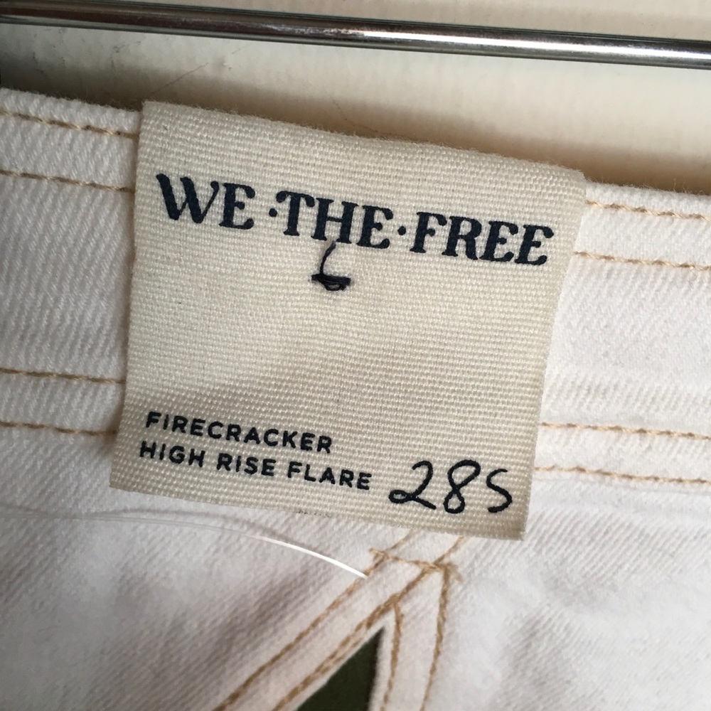 NWOT Star Jeans - Picture 5 of 5